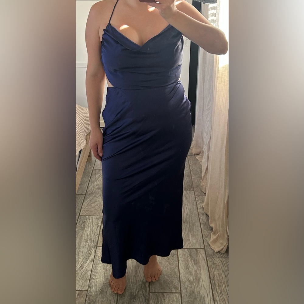 Silk like material dress size L